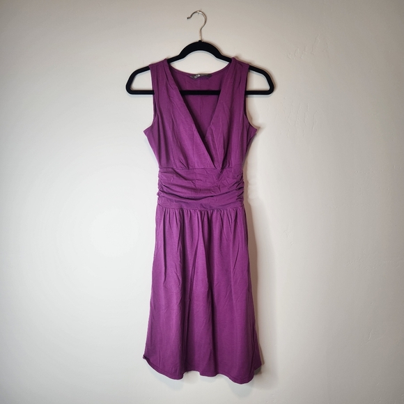 The North Face Heartwood Magenta Dress Size XS - Picture 2 of 8